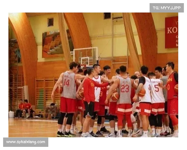 中国男篮首次归化李凯尔周年回顾及对球队影响分析